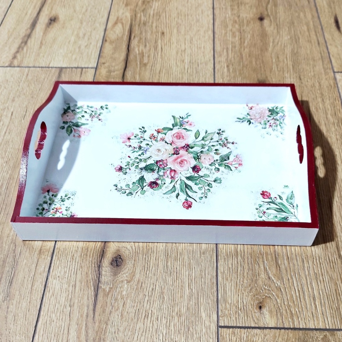 Tava decorativa din lemn cu model floral, 35 x 25 cm, 4626 - casă & stil de viață - echipamente de bucătărie - accesorii de servire - tăvițe - Artynos.ro