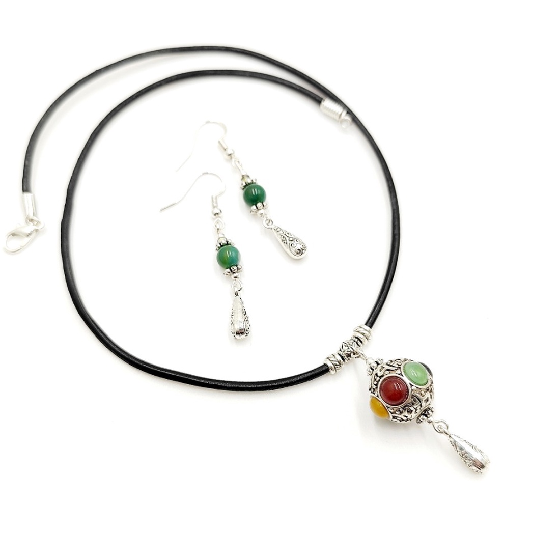Set colier pandantiv multicolor si cercei cu jasp verde, 4668  - bijuterii - seturi de bijuterii - Artynos.ro