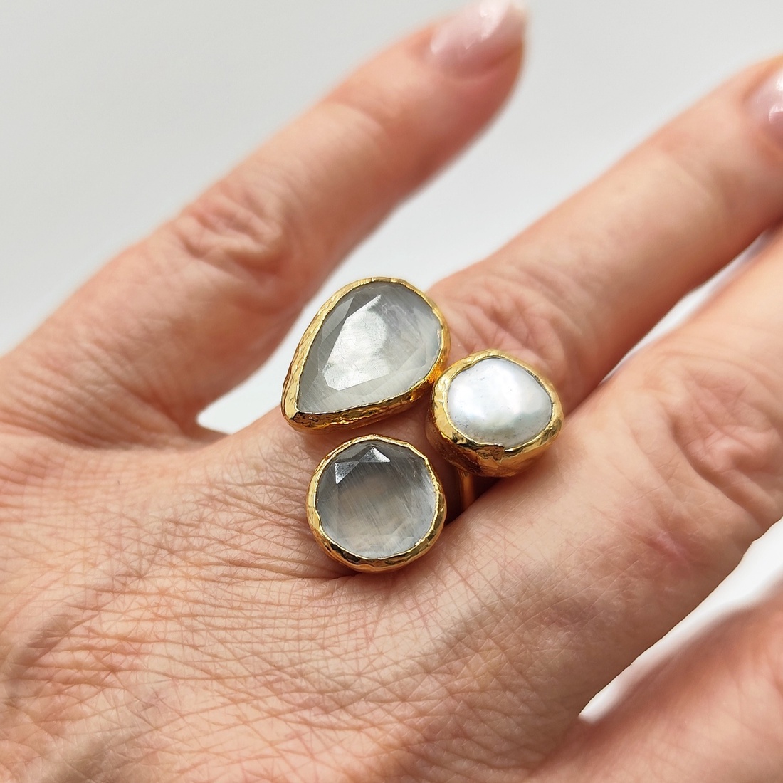 Set inel si cercei cu perla naturala si agate fatetate gri, 4710 - bijuterii - seturi de bijuterii - Artynos.ro