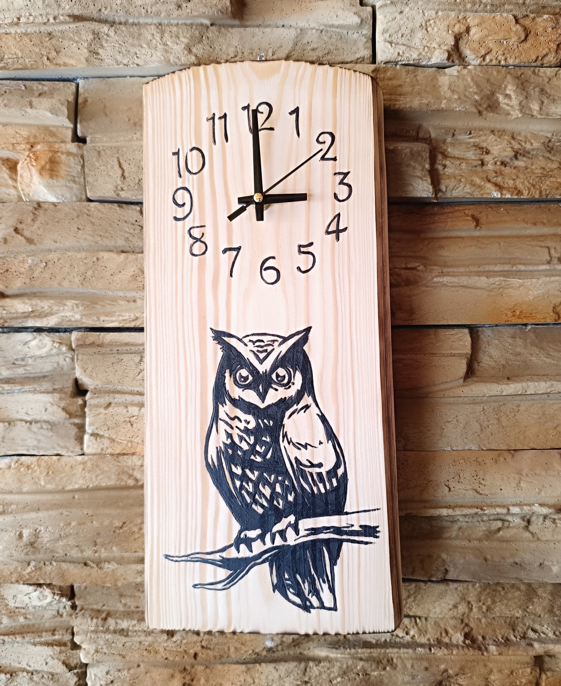 Ceas de perete bufniță larice - casă & stil de viață - accesorii pentru decorat casa - decorațiuni de pereți, decorațiuni suspendate - ceasuri de perete - Artynos.ro Ceas de perete bufniță larice - casă & stil de viață - accesorii pentru decorat casa - decorațiuni de pereți, decorațiuni suspendate - ceasuri de perete - Artynos.ro