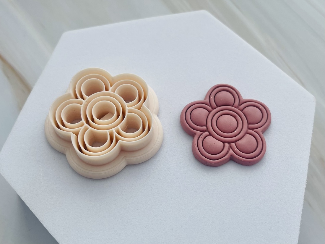 Decupator / Cutter floare lut polimeric #0070 - accessorii și unelte - unelte, instrumente - unelte de tăiere - Artynos.ro