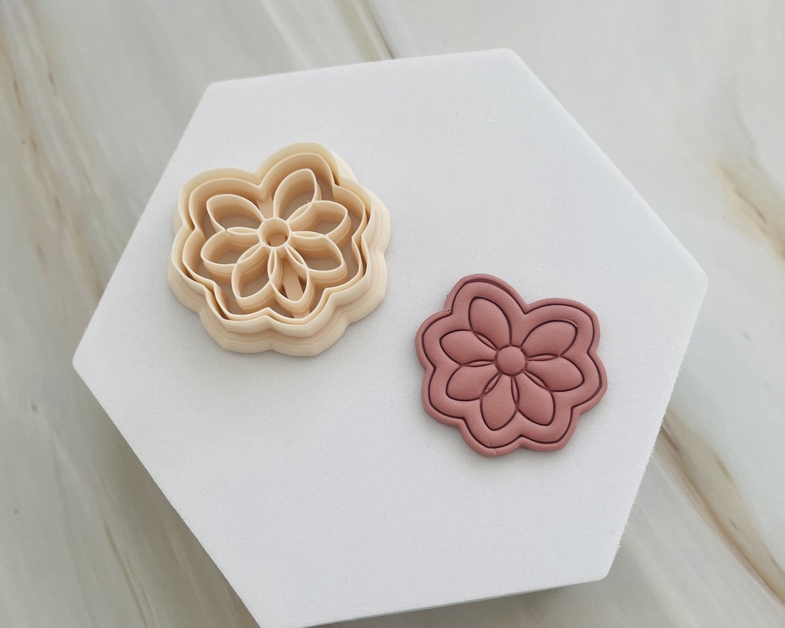 Decupator / Cutter floral lut polimeric #0071 - accessorii și unelte - unelte, instrumente - unelte de tăiere - Artynos.ro