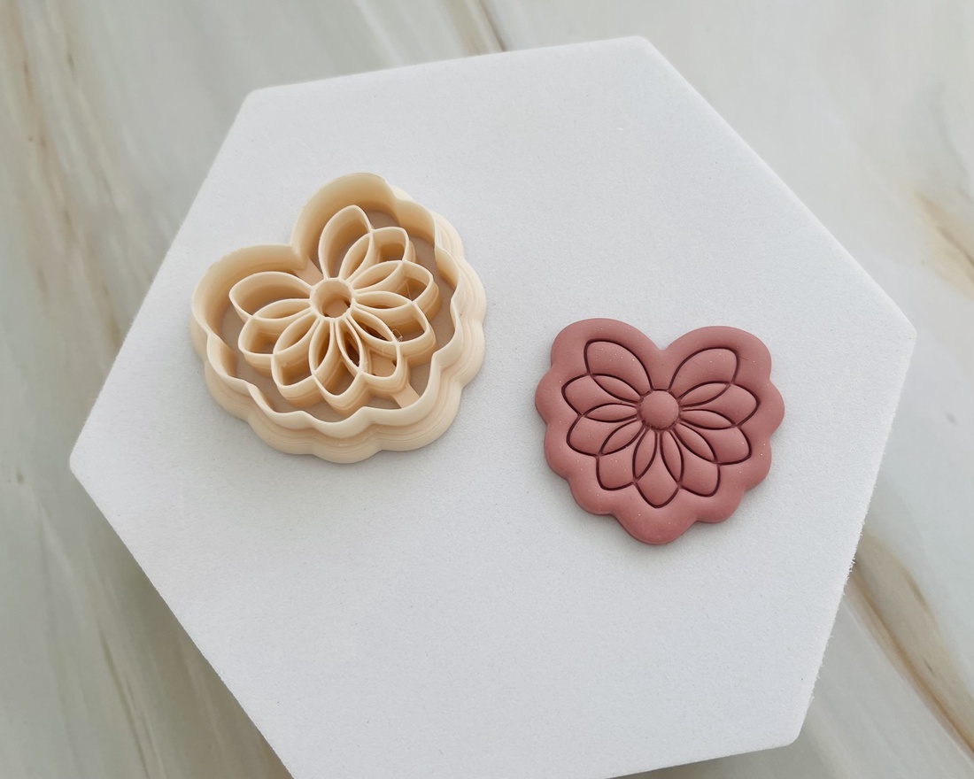 Decupator / Cutter floral lut polimeric #0071 - accessorii și unelte - unelte, instrumente - unelte de tăiere - Artynos.ro