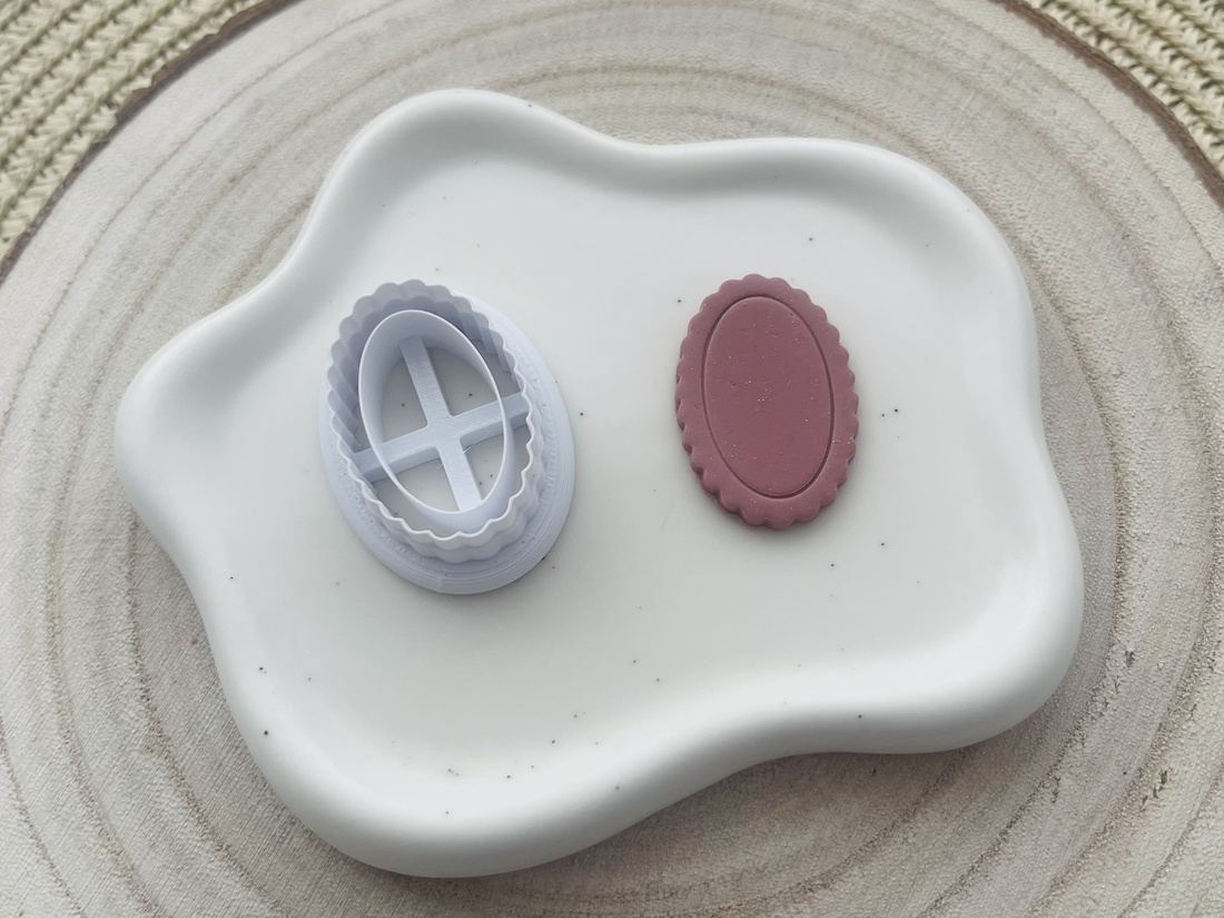 Decupator / Cutter oval lut polimeric #0052 - accessorii și unelte - unelte, instrumente - unelte de tăiere - Artynos.ro