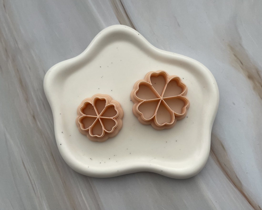 Decupator / Cutter floral lut polimeric #0290 - accessorii și unelte - unelte, instrumente - unelte de tăiere - Artynos.ro
