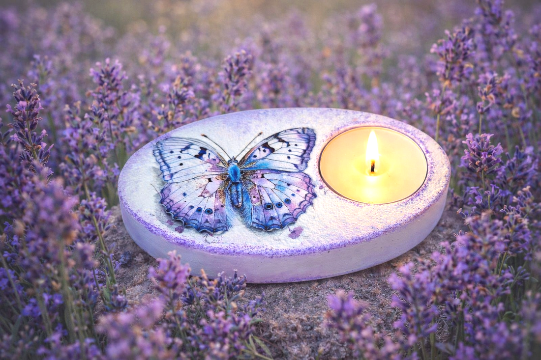 Suport lumanare handmade din ipsos � forma ovala cu fluture (115850) - casă & stil de viață - lumânări, parfumuri, arome - suport de lumânări - Artynos.ro
