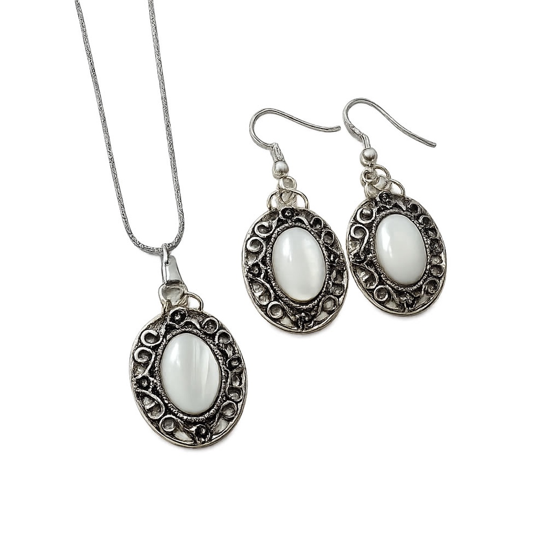 Set bijuterii sidef alb 175700 - bijuterii - seturi de bijuterii - Artynos.ro