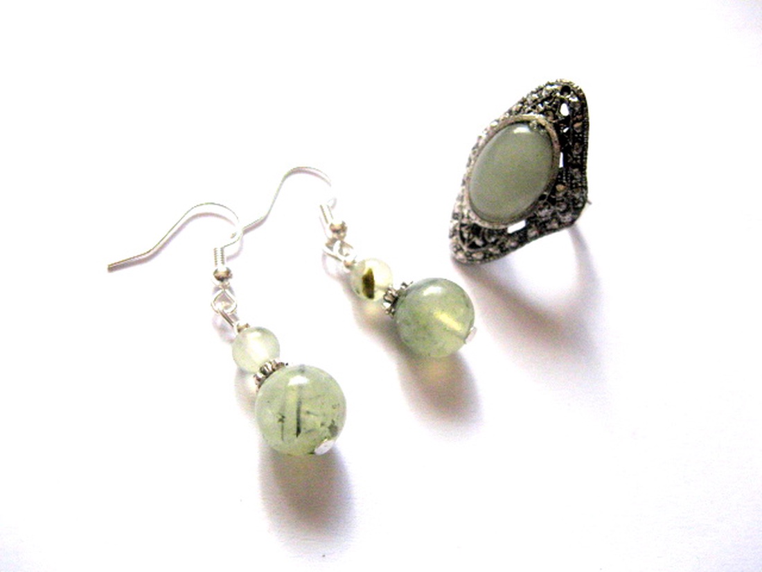 Set de bijuterii cu prehnit � 154102 - bijuterii - seturi de bijuterii - Artynos.ro