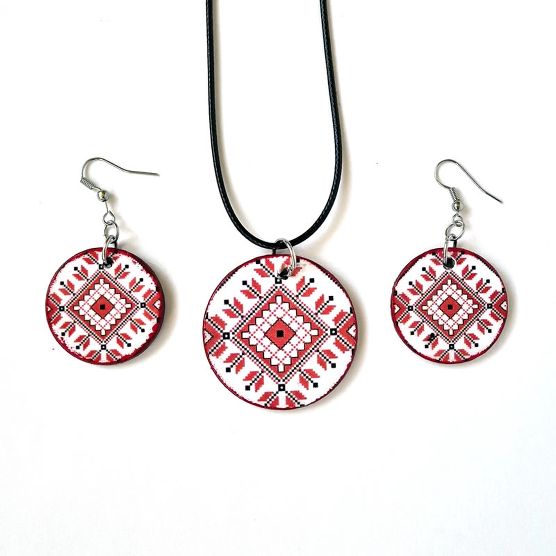 Set bijuterii din lemn cu model traditional 123425 - bijuterii - seturi de bijuterii - Artynos.ro