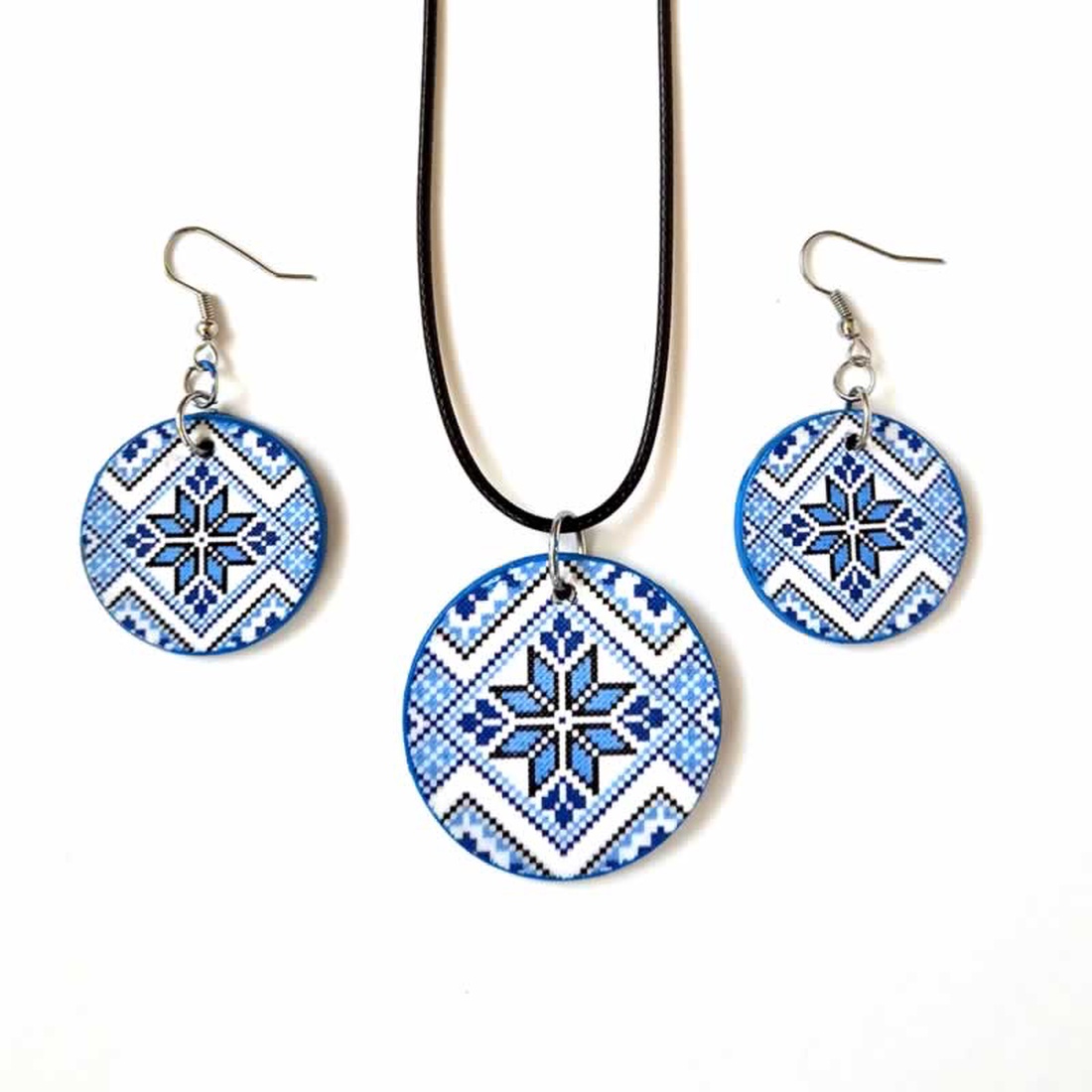 Set bijuterii din lemn cu model traditional 123039 - bijuterii - seturi de bijuterii - Artynos.ro