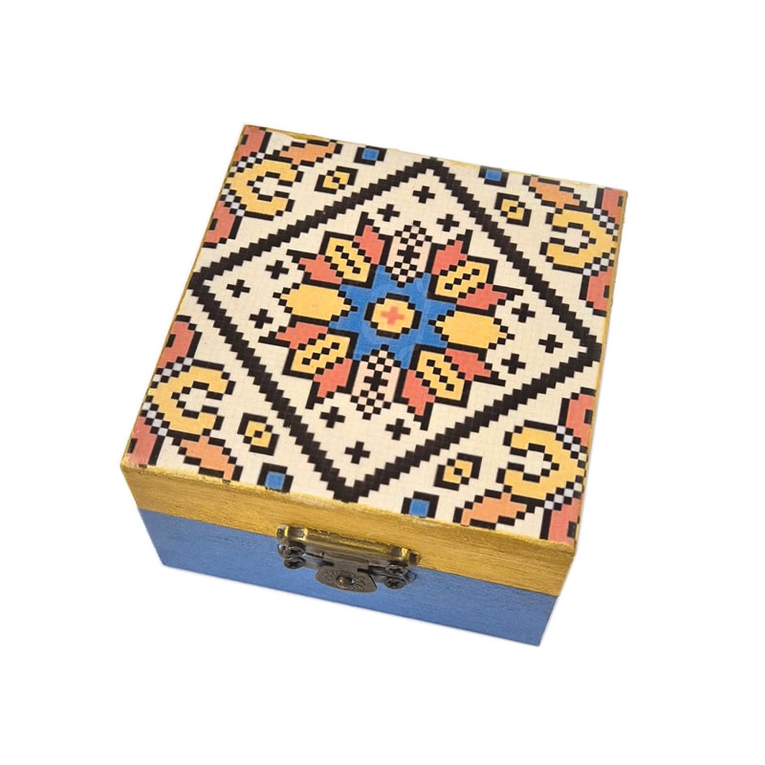 Cutie decorativa patrata din lemn cu model traditional 130636 - bijuterii - suporturi și cutii de bijuterii - cutii de bijuterii - Artynos.ro
