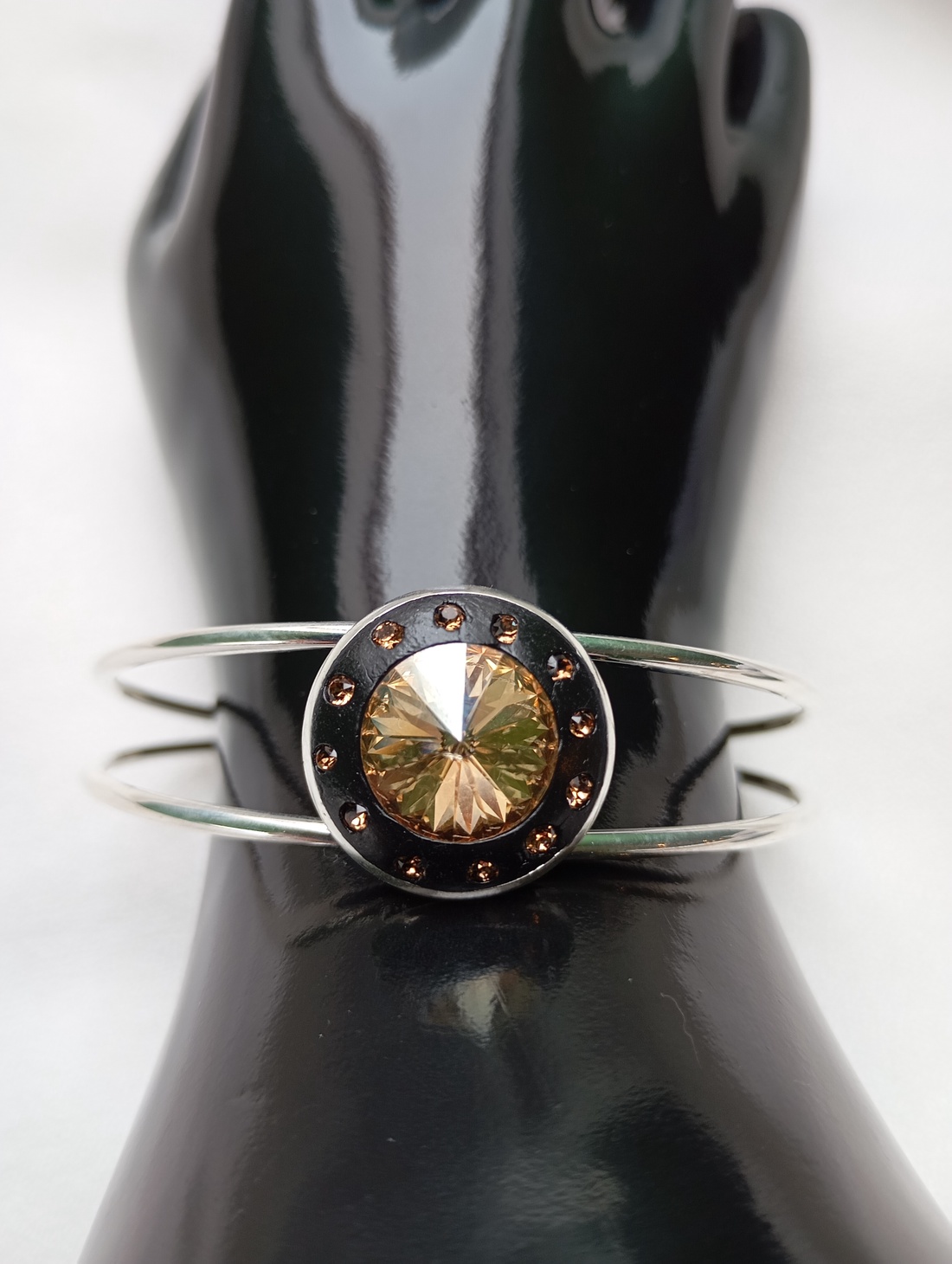 Bratara reglabila cu cristale Swarovski - bijuterii - brățări - brățări din mărgele - Artynos.ro