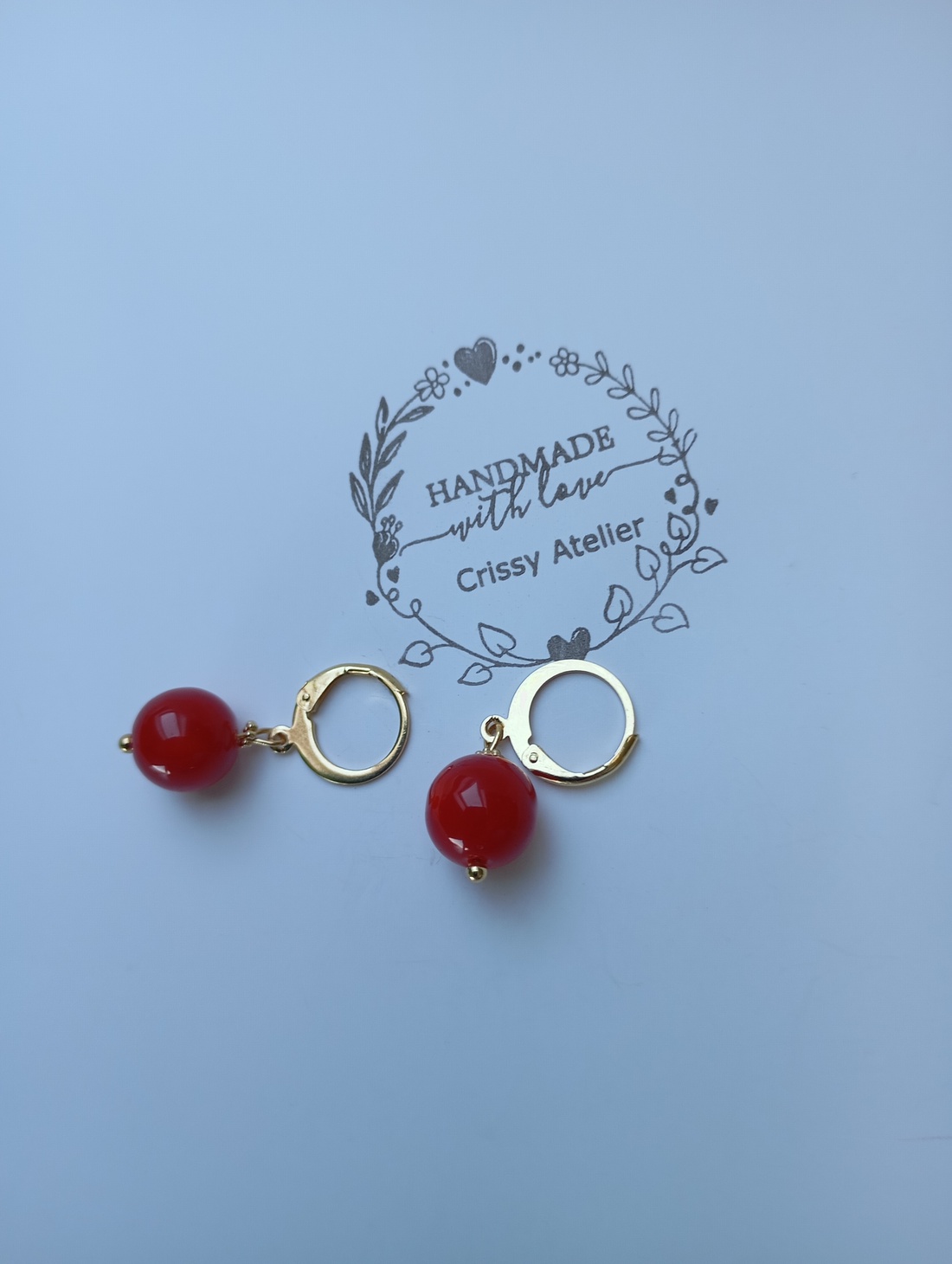 Martisor rubiniu cercei cu Jasp si tortite placate cu aur - bijuterii - cercei - cercei din mărgele - Artynos.ro