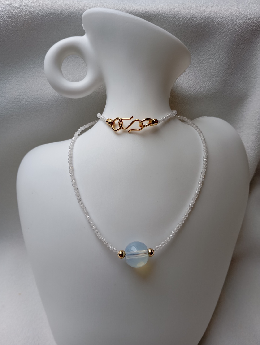 Colier cubic zirconiu cu Opalit 12mm in centru - bijuterii - coliere - coliere din mărgele - Artynos.ro