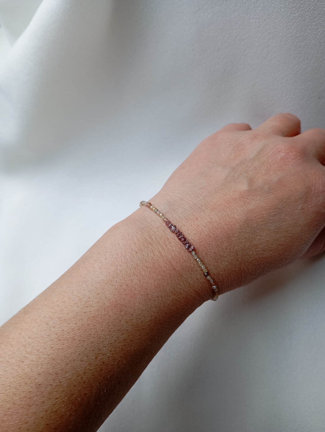 Bratara cu margele diamant brut 2mm si zirconiu sampanie - bijuterii - brățări - brățări din pietre semiprețioase - Artynos.ro