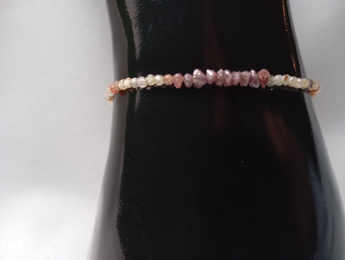 Bratara cu margele diamant brut 2mm si zirconiu sampanie - bijuterii - brățări - brățări din pietre semiprețioase - Artynos.ro