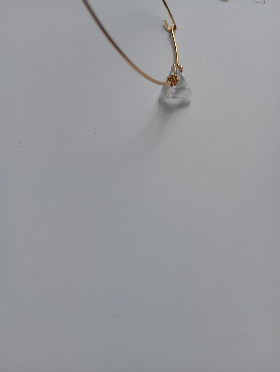 Cercei Loop 4 cm placati cu aur 18K si Swarovski Crystal - bijuterii - cercei - cercei din mărgele - Artynos.ro