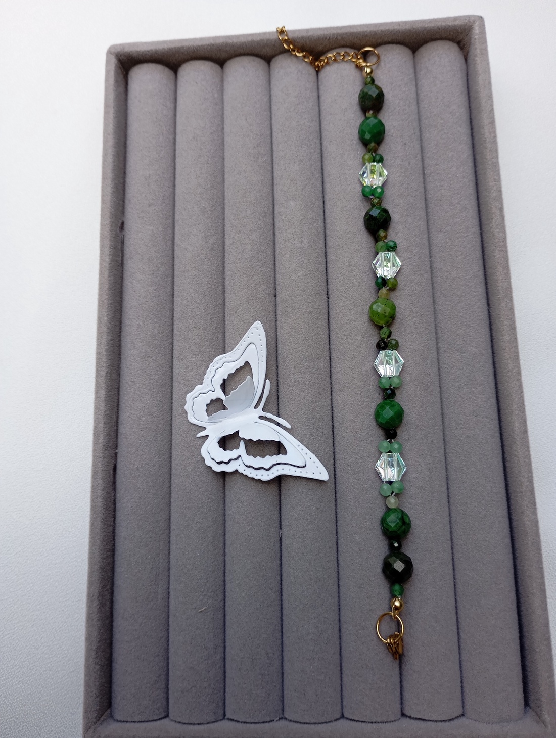 Bratara cu margele Smarald si Swarovski - bijuterii - brățări - brățări din pietre semiprețioase - Artynos.ro