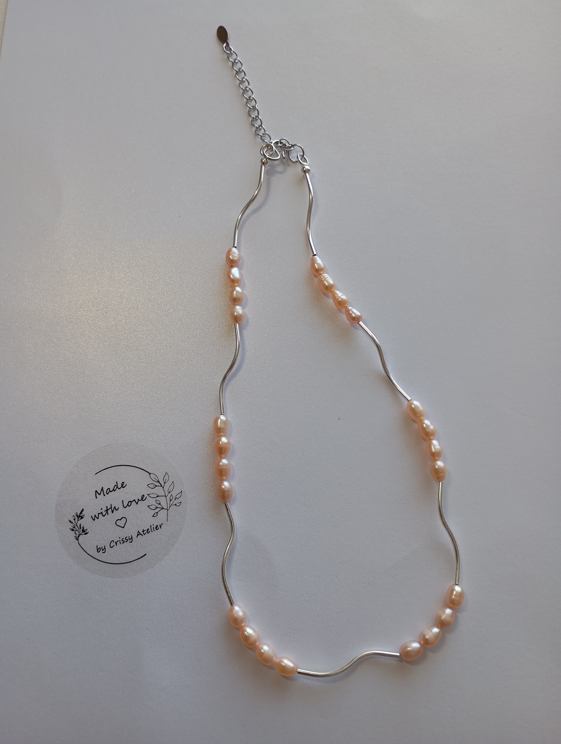 Colier cu Perle de cultura roz somon si elemente argintate - bijuterii - coliere - coliere din perle - Artynos.ro