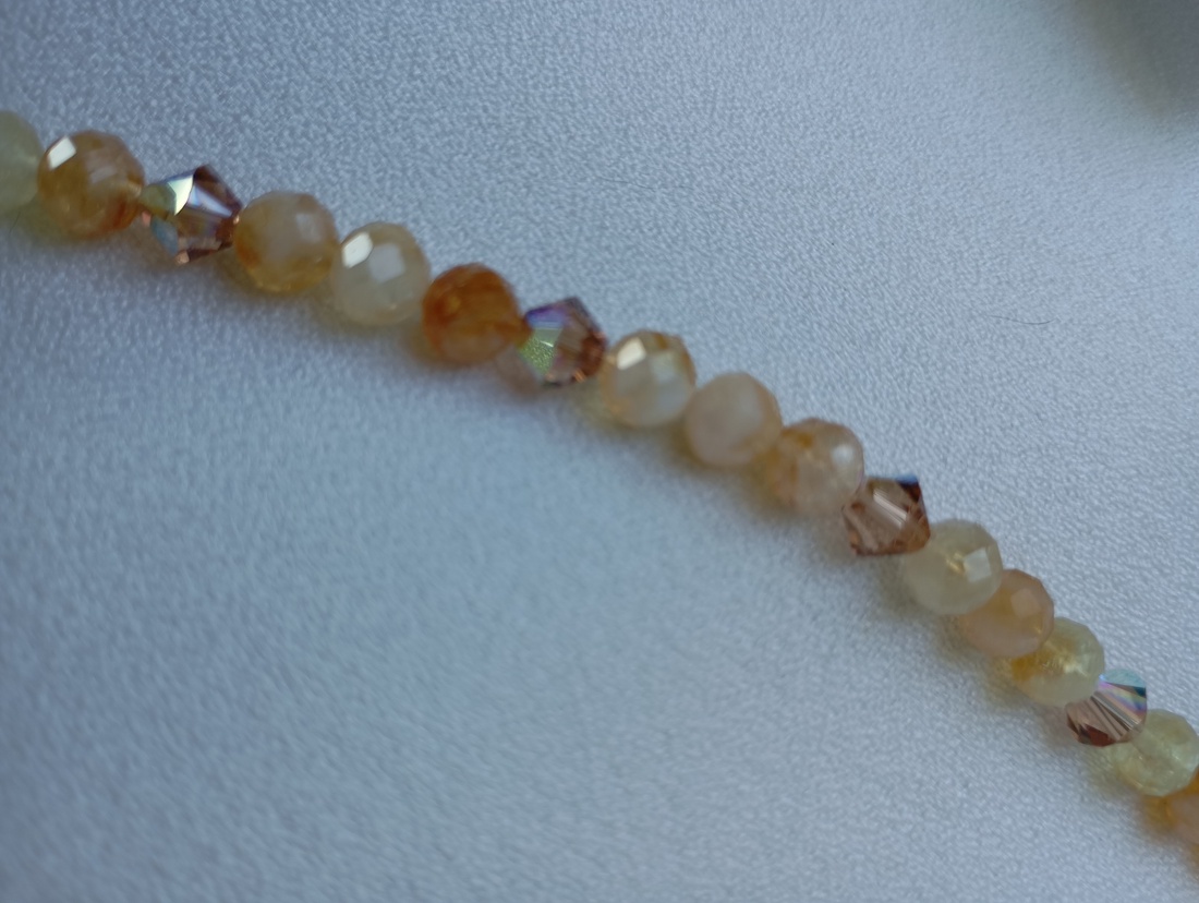 Bratara cu Citrin fatetat 6mm si cristale Preciosa - bijuterii - brățări - brățări din pietre semiprețioase - Artynos.ro