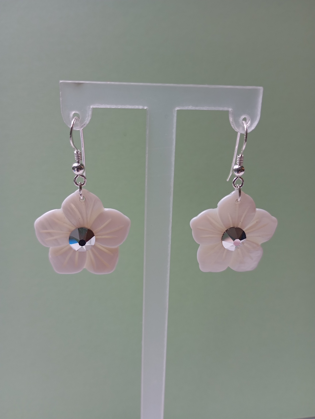 Cercei Floare Sidef cu cristal Swarovski si tortite din argint 925 - bijuterii - cercei - cercei din argint - Artynos.ro