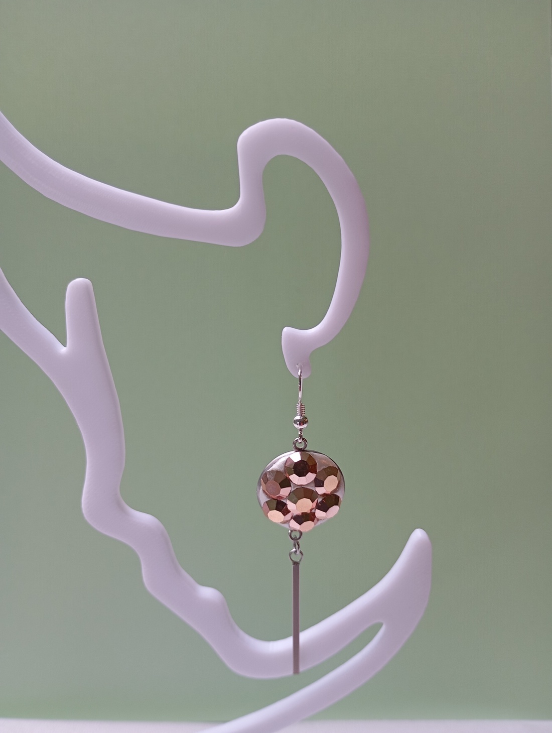 Cercei cu cristale Preciosa Roze Blush si tortite placate cu argint - bijuterii - cercei - cercei din mărgele - Artynos.ro