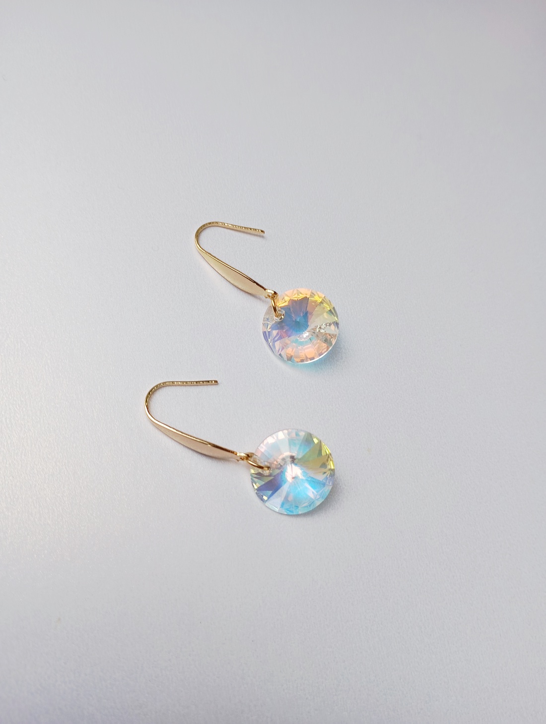 Cercei cu cristal Preciosa 14mm si tortite placate cu aur 18K - bijuterii - cercei - cercei din mărgele - Artynos.ro