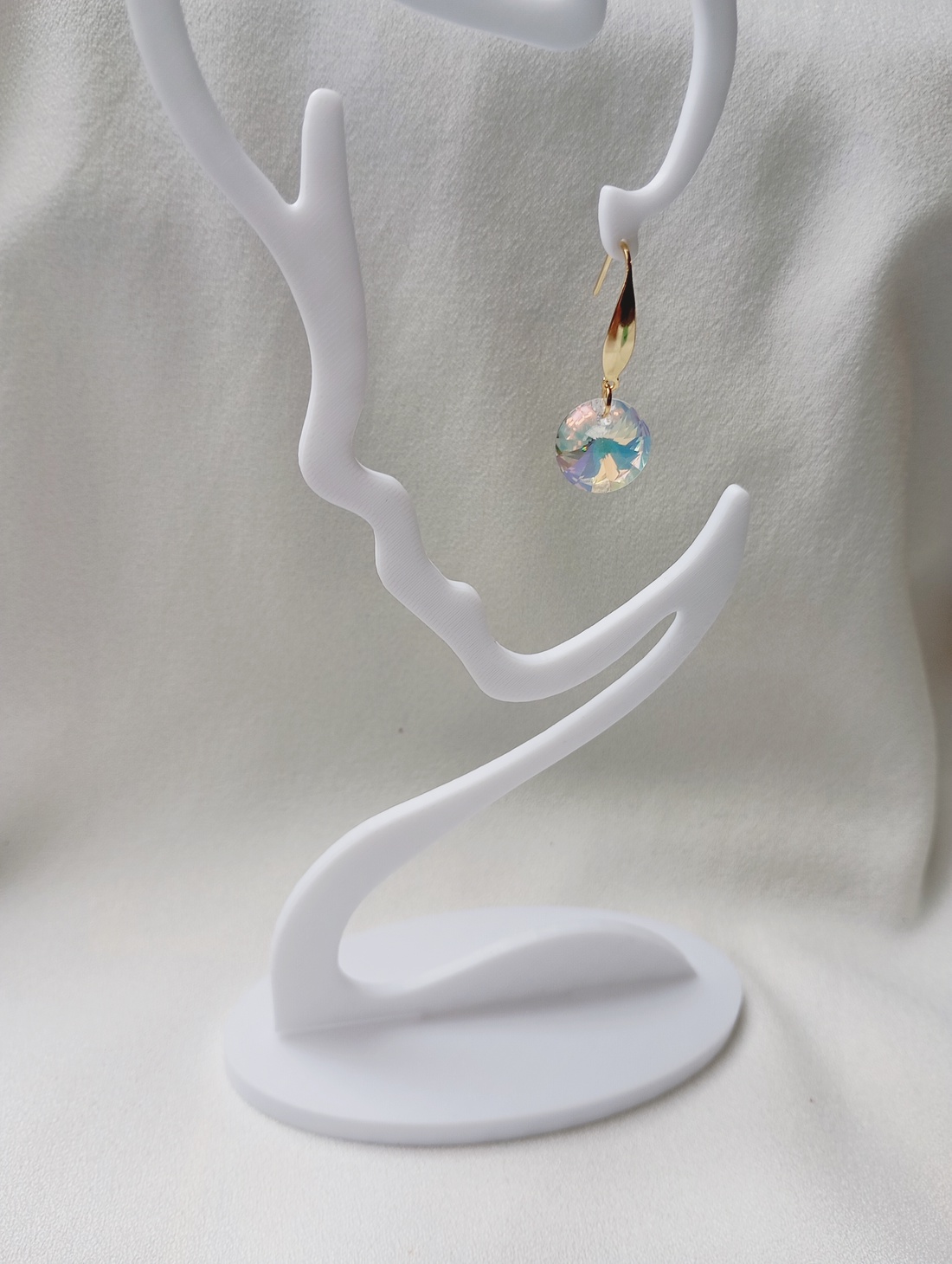 Cercei cu cristal Preciosa 14mm si tortite placate cu aur 18K - bijuterii - cercei - cercei din mărgele - Artynos.ro