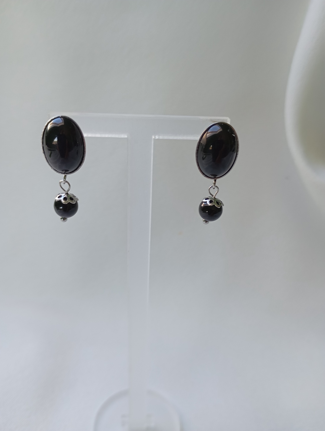 Cercei retro cu Onix - bijuterii - cercei - cercei din pietre semiprețioase - Artynos.ro