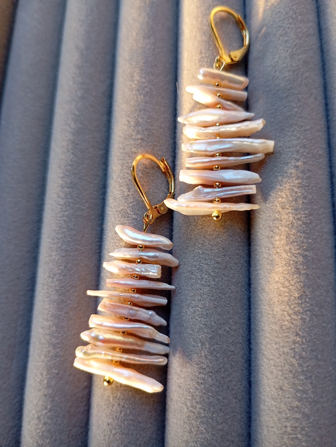 Cercei Fancy cu perle baroc tip chips 1,2-1,7 cm - bijuterii - cercei - cercei din perle - Artynos.ro