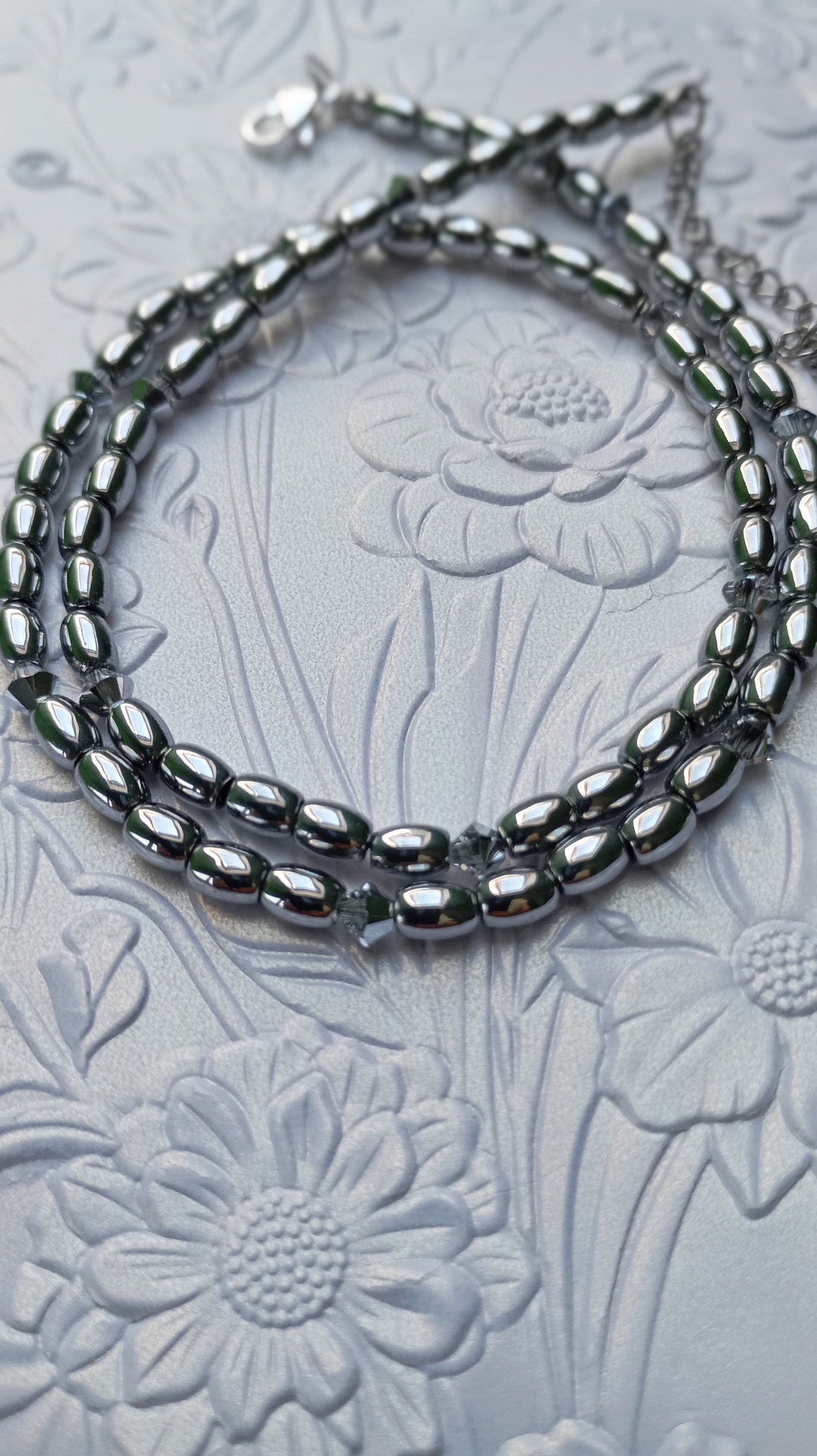 Colier elegant cu Hematit bob si Swarovski Argent Flare - bijuterii - coliere - coliere din pietre semiprețioase - Artynos.ro