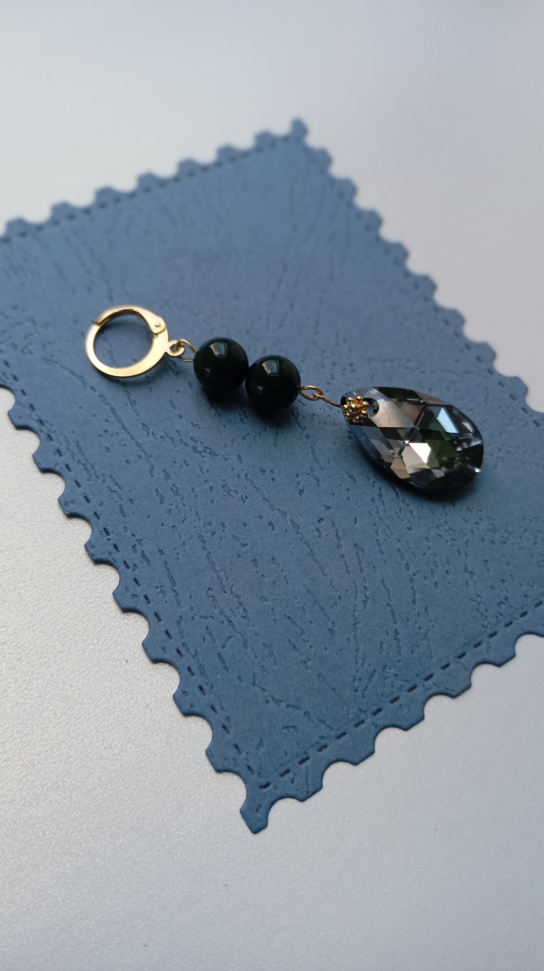Cercei cu perle Preciosa si Swarovski Pear Light Chrome, 5.5 cm - bijuterii - cercei - cercei din mărgele - Artynos.ro