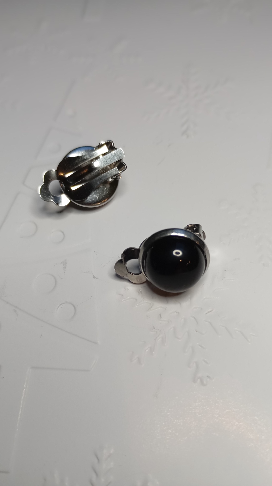 Cercei clips cu Onix negru 10mm - bijuterii - cercei - cercei din pietre semiprețioase - Artynos.ro