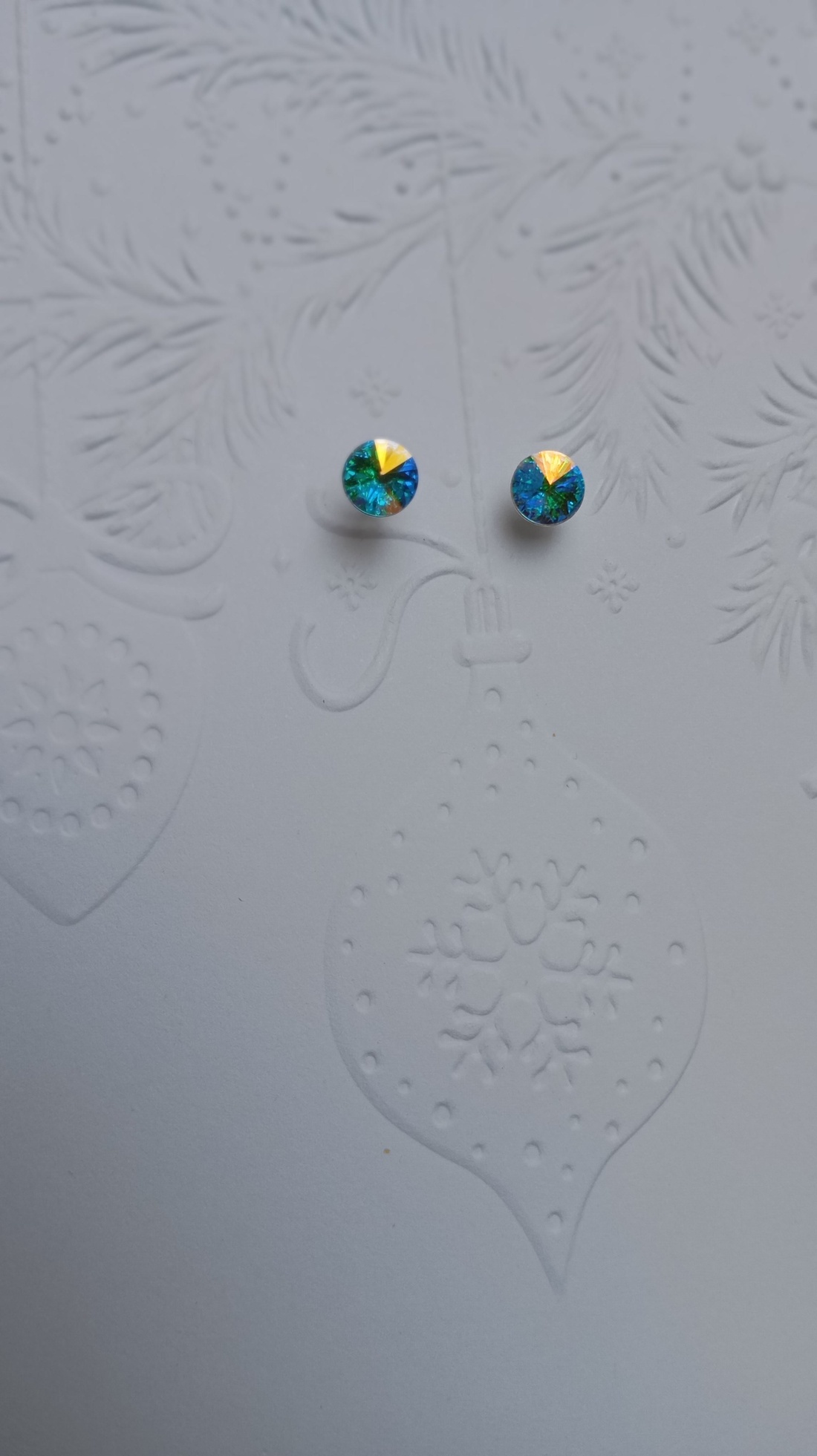 Cercei din argint cu cristal Swarovski Aurore Boreale 6mm - bijuterii - cercei - cercei din argint - Artynos.ro