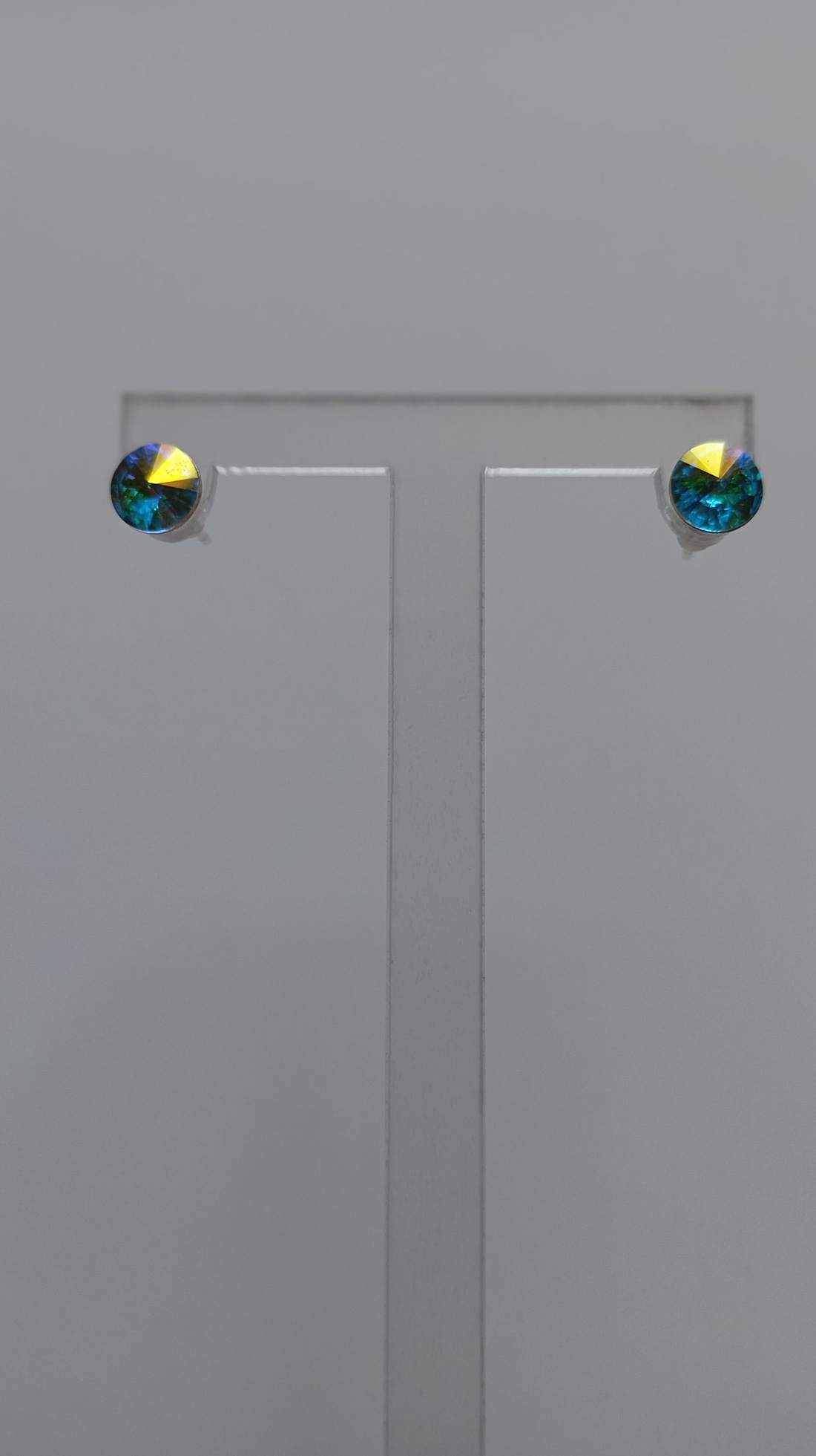 Cercei din argint cu cristal Swarovski Aurore Boreale 6mm - bijuterii - cercei - cercei din argint - Artynos.ro