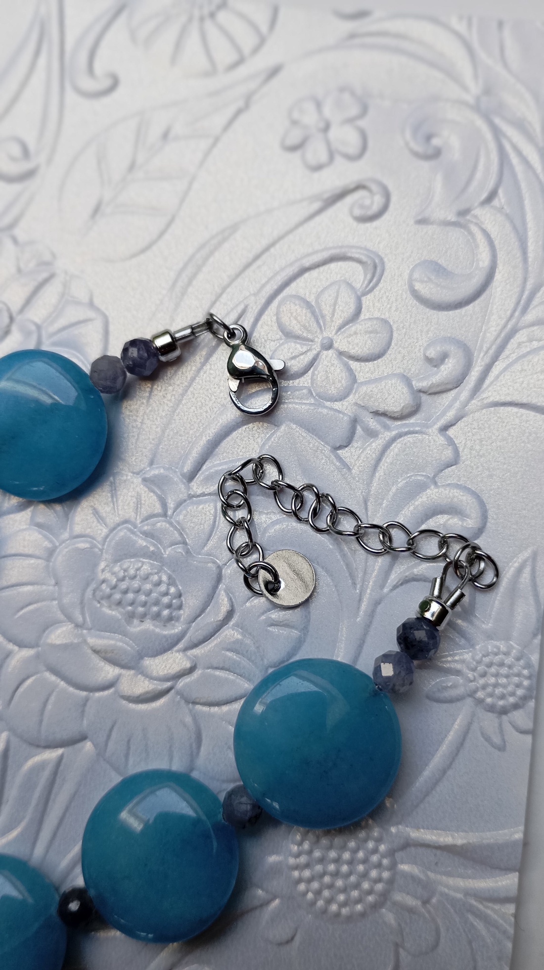 Bratara handmade cu Calcedonie si Tanzanit  - bijuterii - brățări - brățări din pietre semiprețioase - Artynos.ro