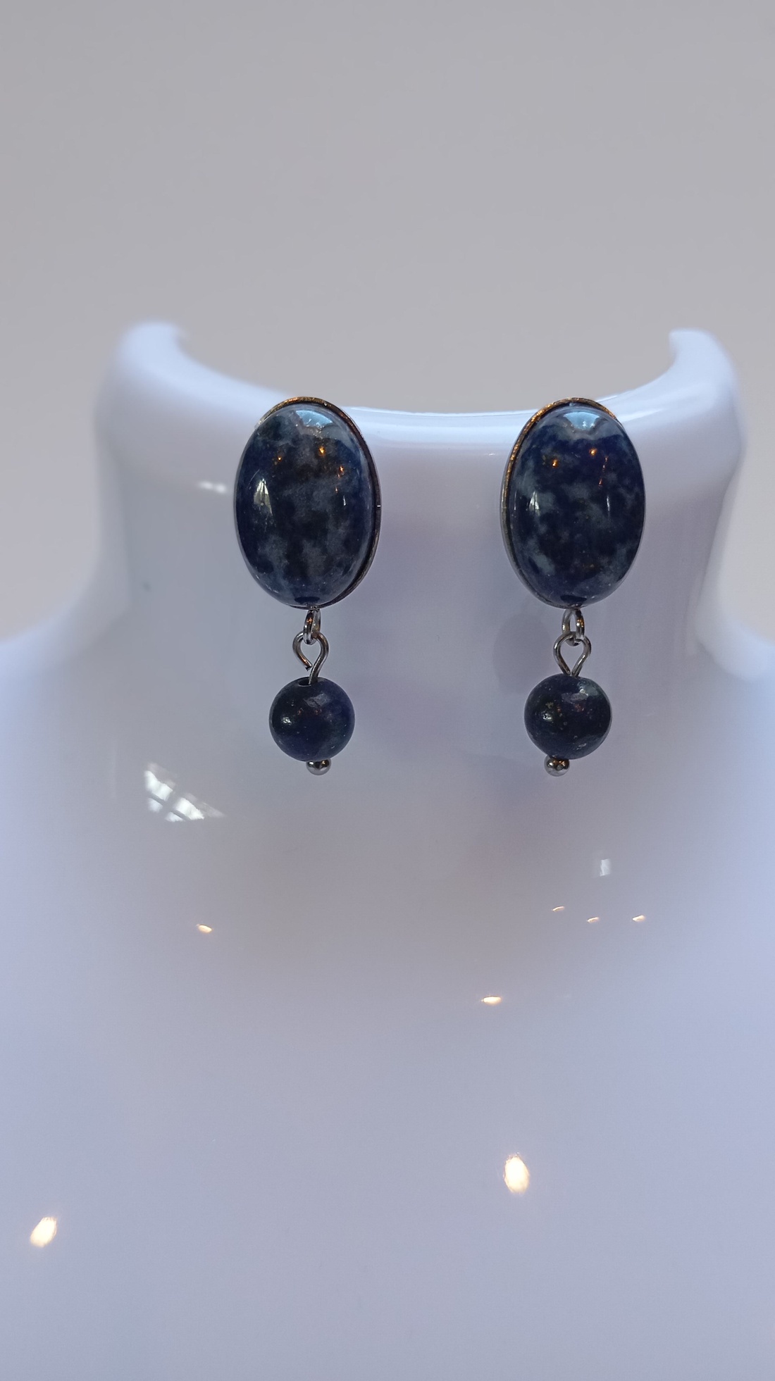 Cercei retro cu Lapis Lazuli 10x14mm - bijuterii - cercei - cercei din pietre semiprețioase - Artynos.ro