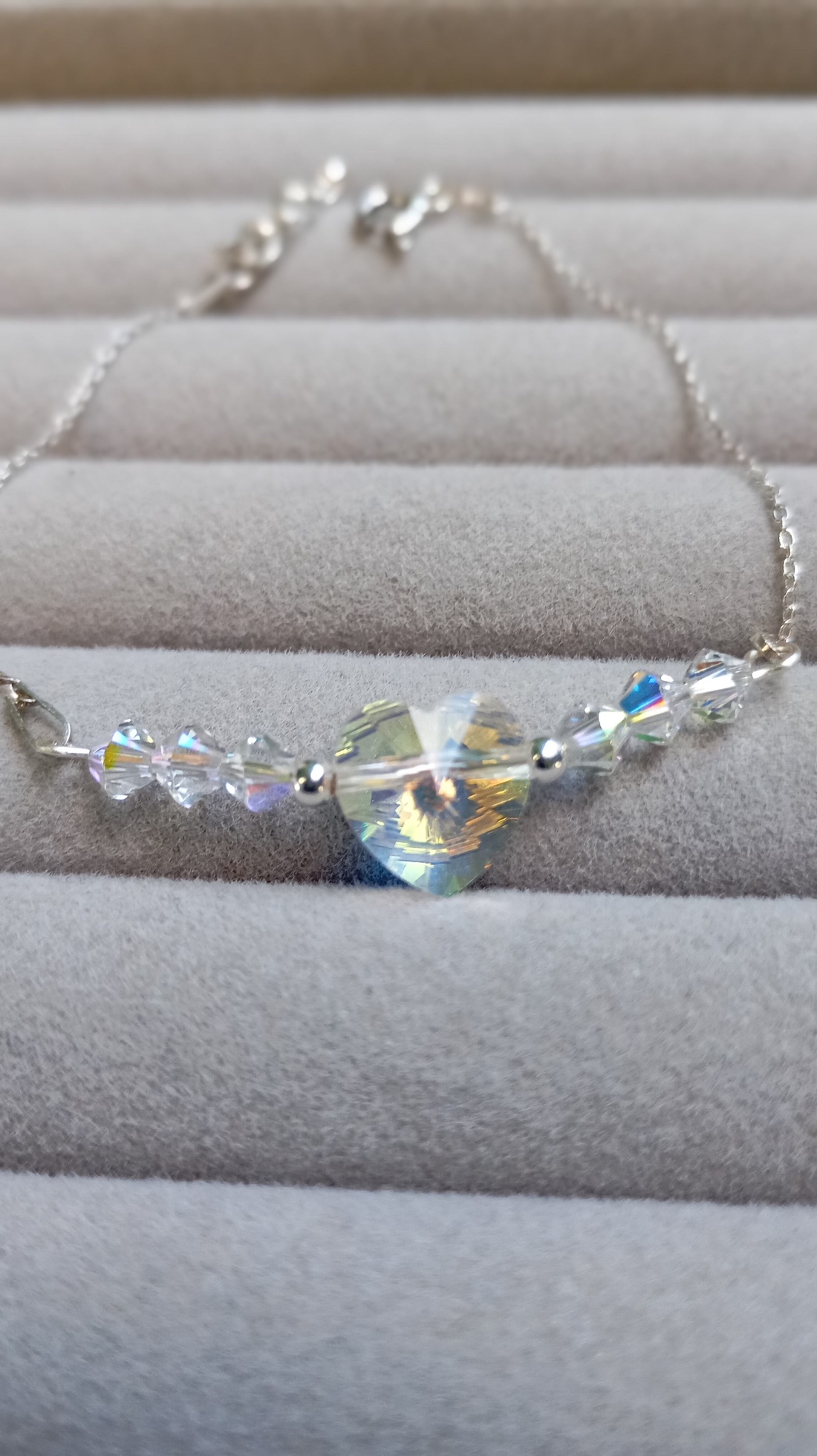 Bratara din argint cu Inimioara si margele Swarovski - bijuterii - brățări - brățări din argint - Artynos.ro
