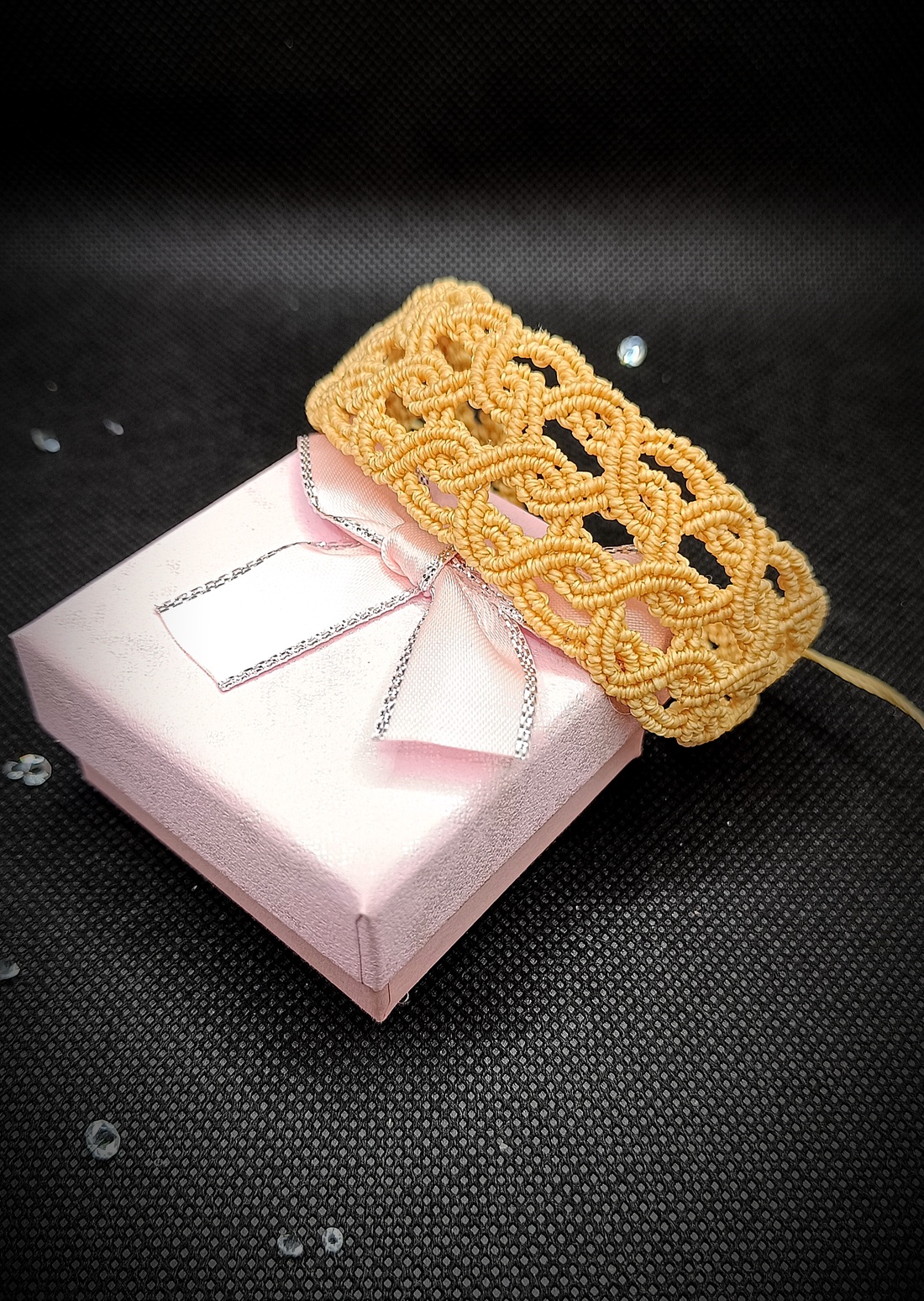 Brățară micro macrame celtica - bijuterii - brățări - brățară împletită, brățară din fire - Artynos.ro Brățară micro macrame celtica - bijuterii - brățări - brățară împletită, brățară din fire - Artynos.ro