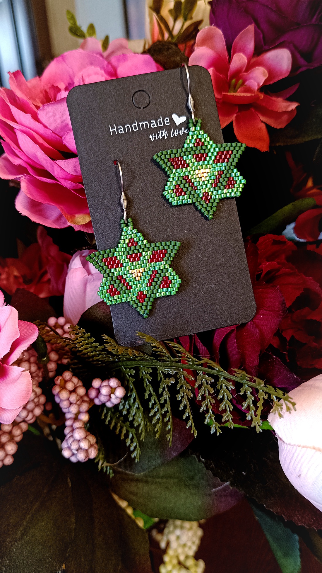 Cercei nod celtic broderie mărgele Myiuki - bijuterii - cercei - cercei agățați - Artynos.ro Cercei nod celtic broderie mărgele Myiuki - bijuterii - cercei - cercei agățați - Artynos.ro