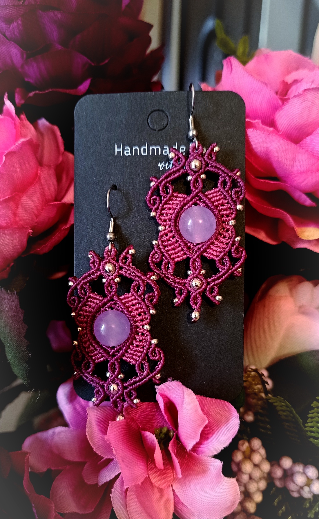 Cercei Macrame Violet Cu Piatra De Jad - bijuterii - cercei - cercei agățați - Artynos.ro Cercei Macrame Violet Cu Piatra De Jad - bijuterii - cercei - cercei agățați - Artynos.ro
