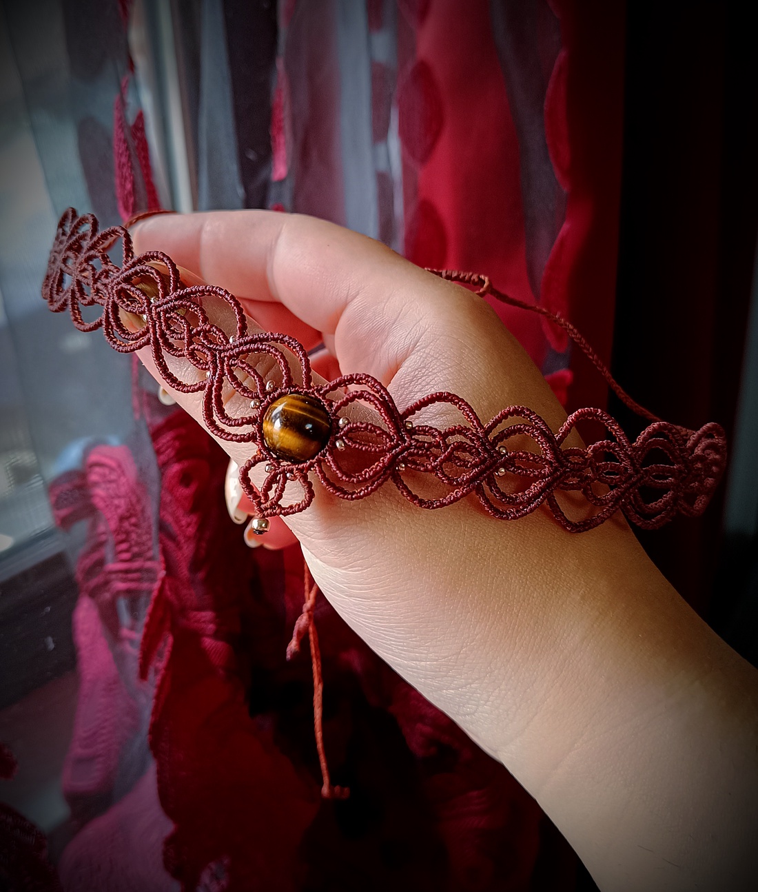 Colier choker micromacrame cu ochi de tigru - bijuterii - coliere - colier y - Artynos.ro Colier choker micromacrame cu ochi de tigru - bijuterii - coliere - colier y - Artynos.ro