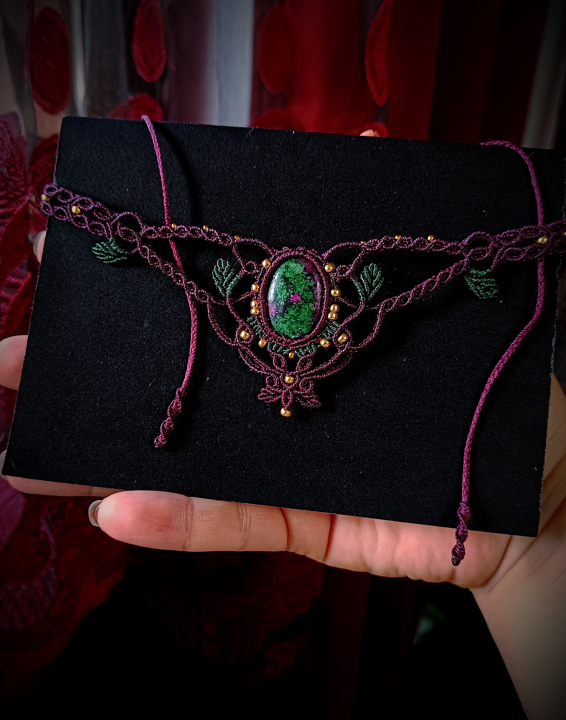 Colier forest micromacrame cu Zoisit Rubin - bijuterii - coliere - colier y - Artynos.ro Colier forest micromacrame cu Zoisit Rubin - bijuterii - coliere - colier y - Artynos.ro