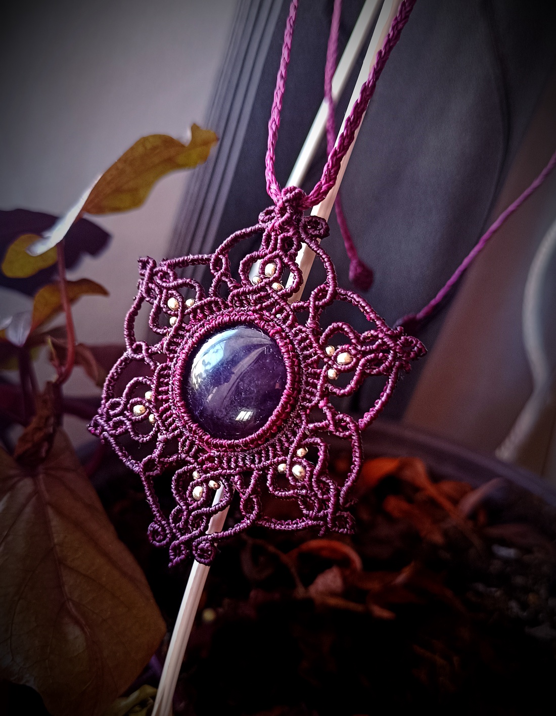 Pandantiv Talisman Mandala Micromacrame cu Ametist  - casă & stil de viață - accesorii pentru decorat casa - decorațiuni cu tematică spirituală - mandala - Artynos.ro Pandantiv Talisman Mandala Micromacrame cu Ametist  - casă & stil de viață - accesorii pentru decorat casa - decorațiuni cu tematică spirituală - mandala - Artynos.ro