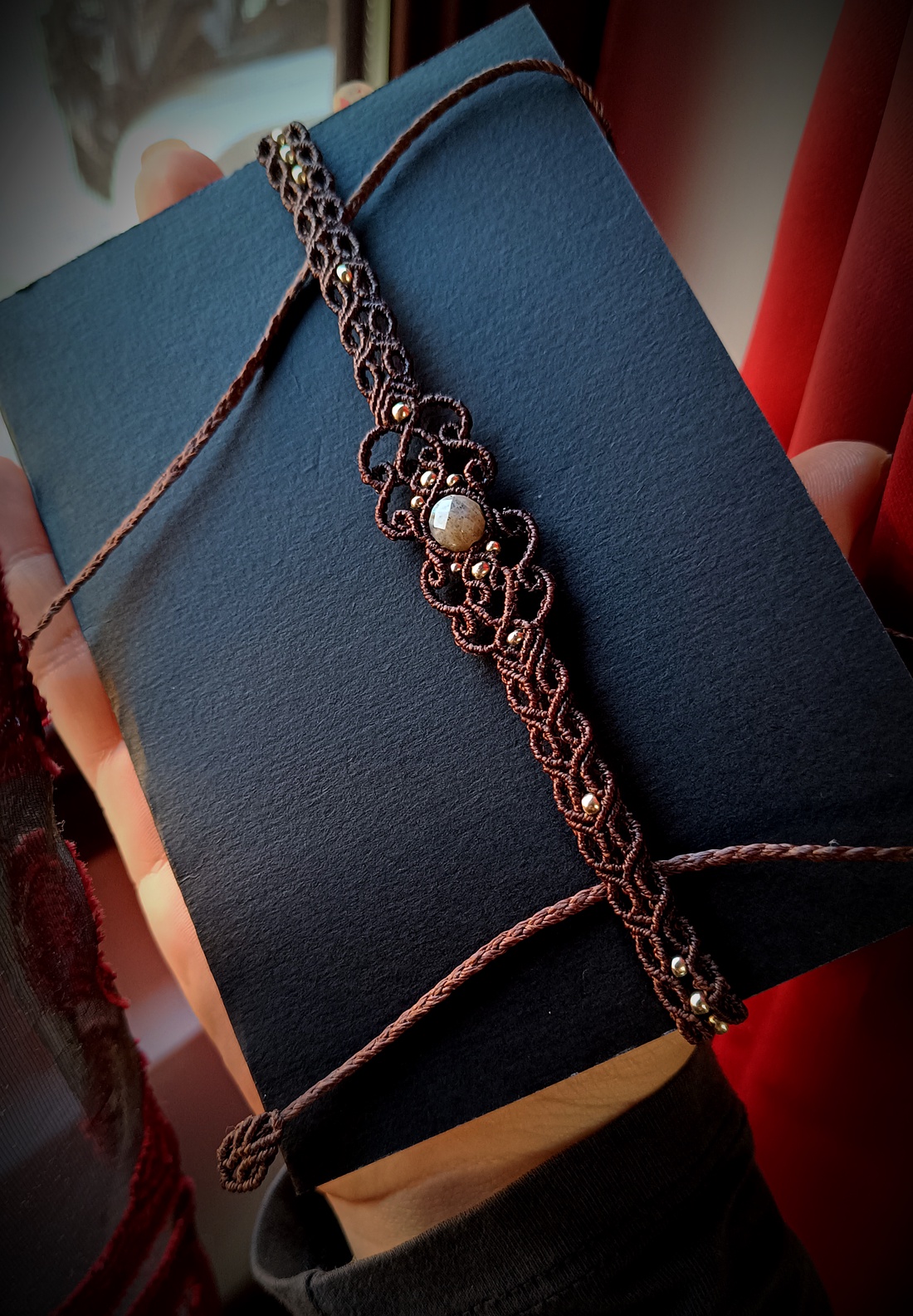 Choker maro minimalist delicat cu Labradorit  - bijuterii - coliere - chockere - Artynos.ro