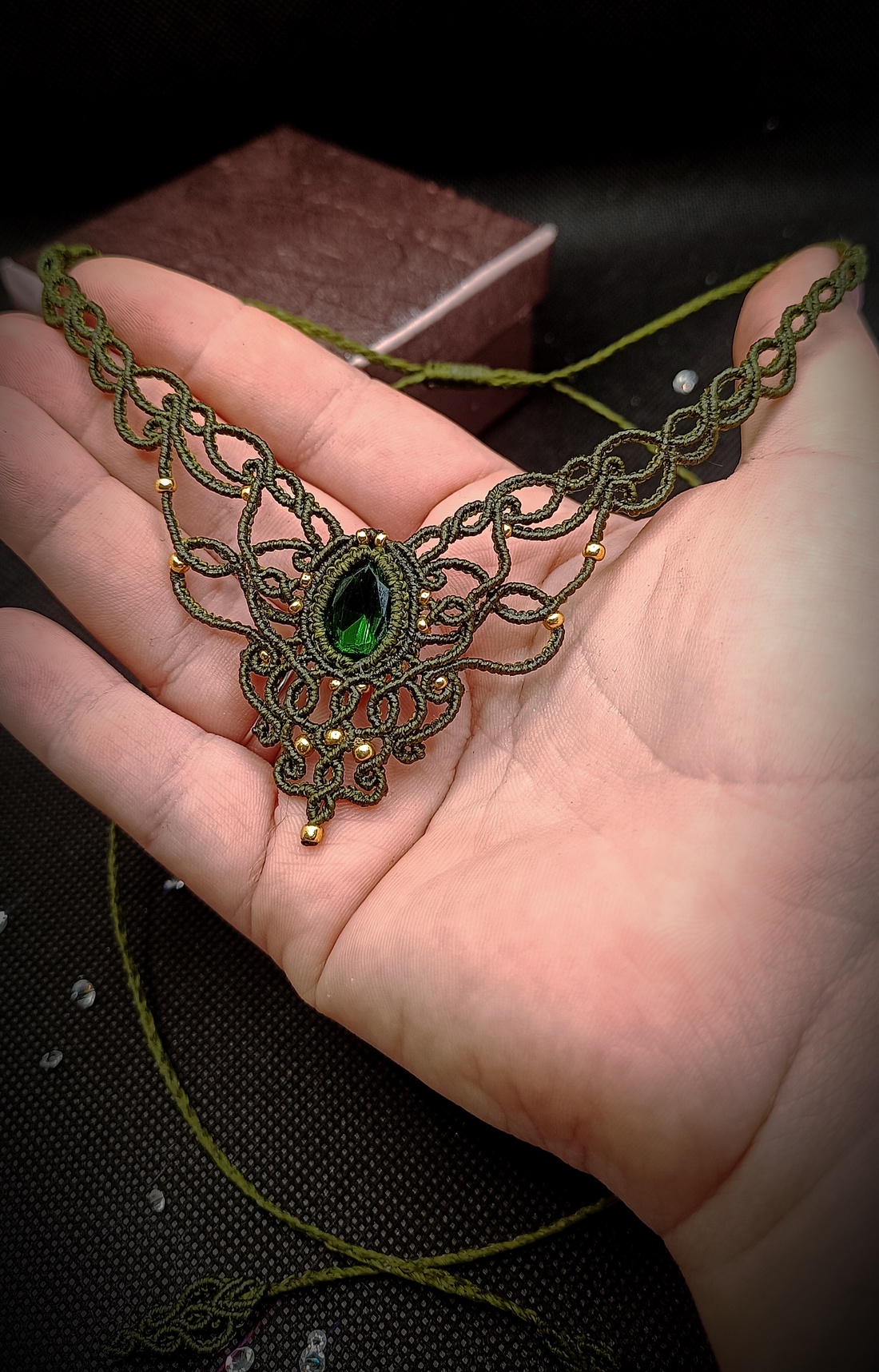 Colier elegant verde Swarovski  - bijuterii - coliere - chockere - Artynos.ro