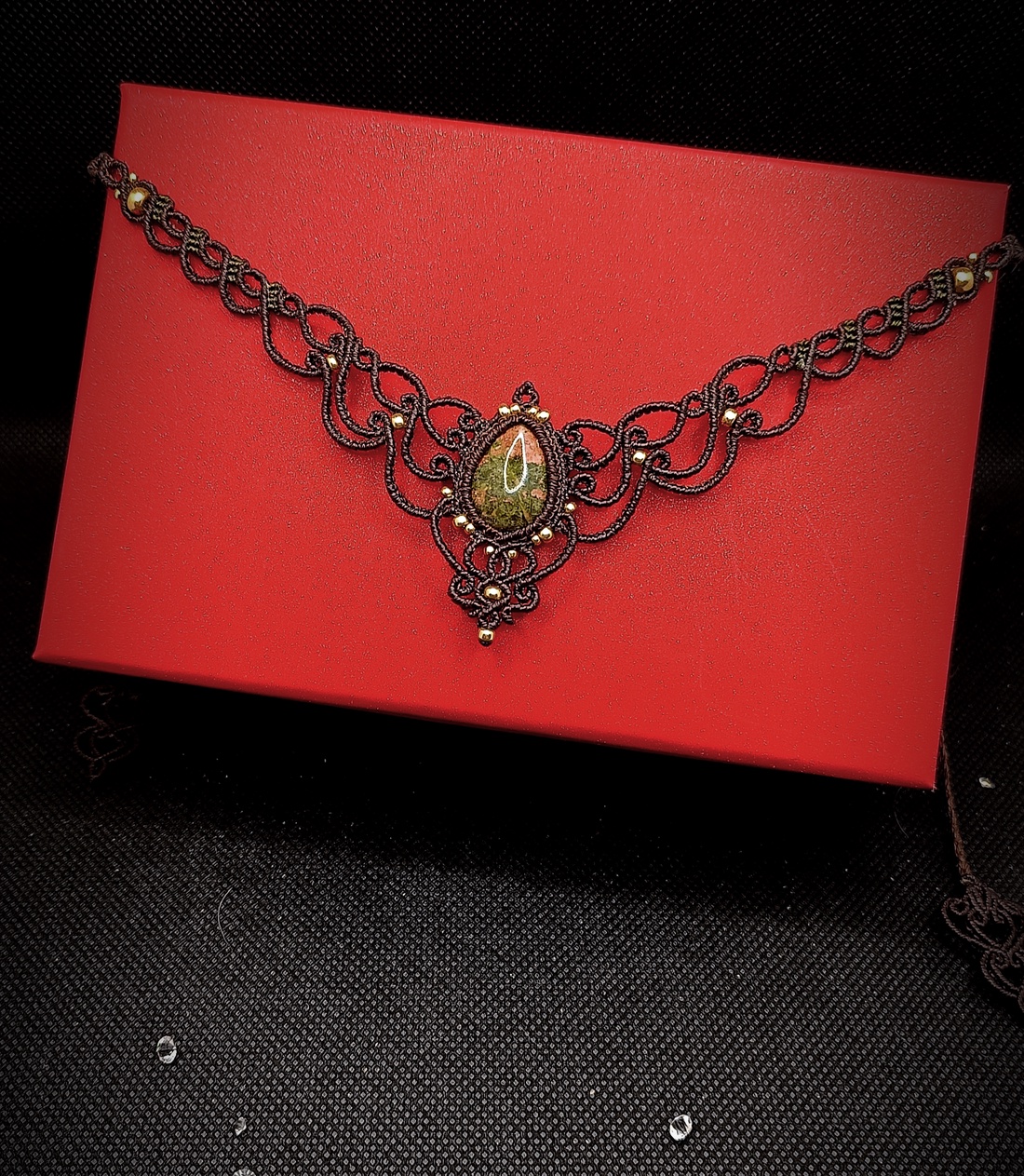 Colier Elegant Princess Unakite - bijuterii - coliere - chockere - Artynos.ro