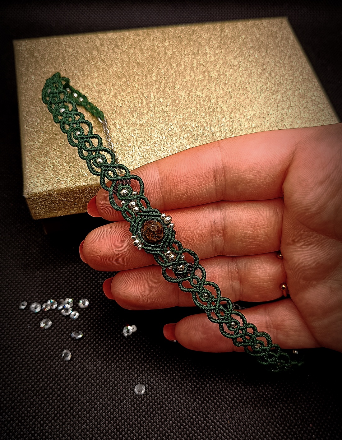 Colier choker delicat verde micromacrame  - bijuterii - coliere - chockere - Artynos.ro