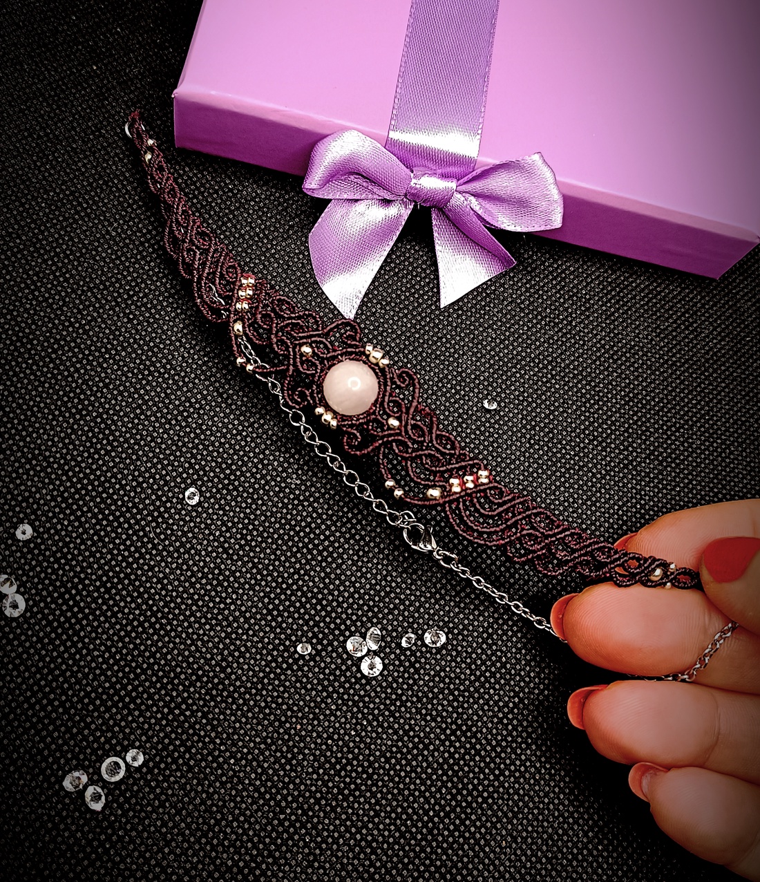 Choker Victorian micromacrame cu cuart roz  - bijuterii - coliere - coliere din pietre semiprețioase - Artynos.ro