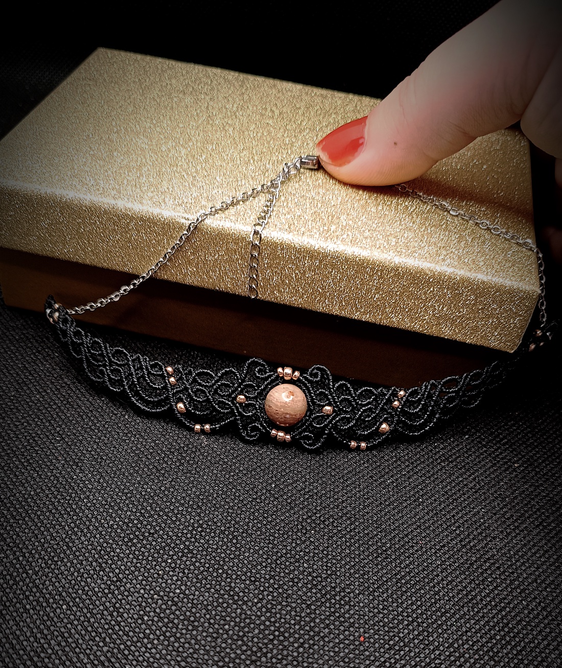 Choker medieval micromacrame cu cristal  - bijuterii - coliere - coliere din pietre semiprețioase - Artynos.ro